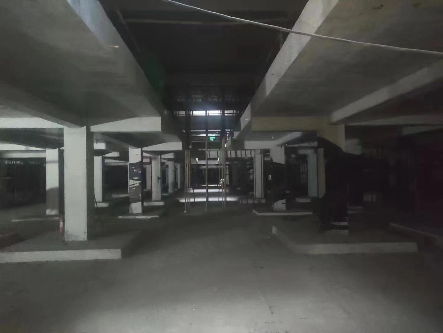 昭通山东又一个上海博普LOFT车库拔地而起